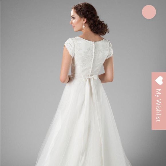 Button up bugle bead tulle wedding dress - Picture 6 of 7